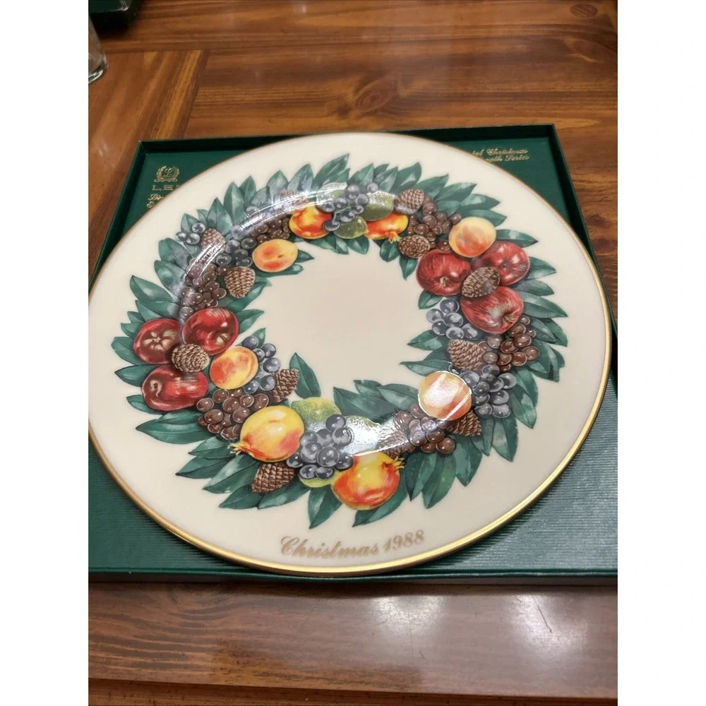 lenox colonial christmas wreath plate Delaware Eighth Colony 1988 Fruit Pine NIB